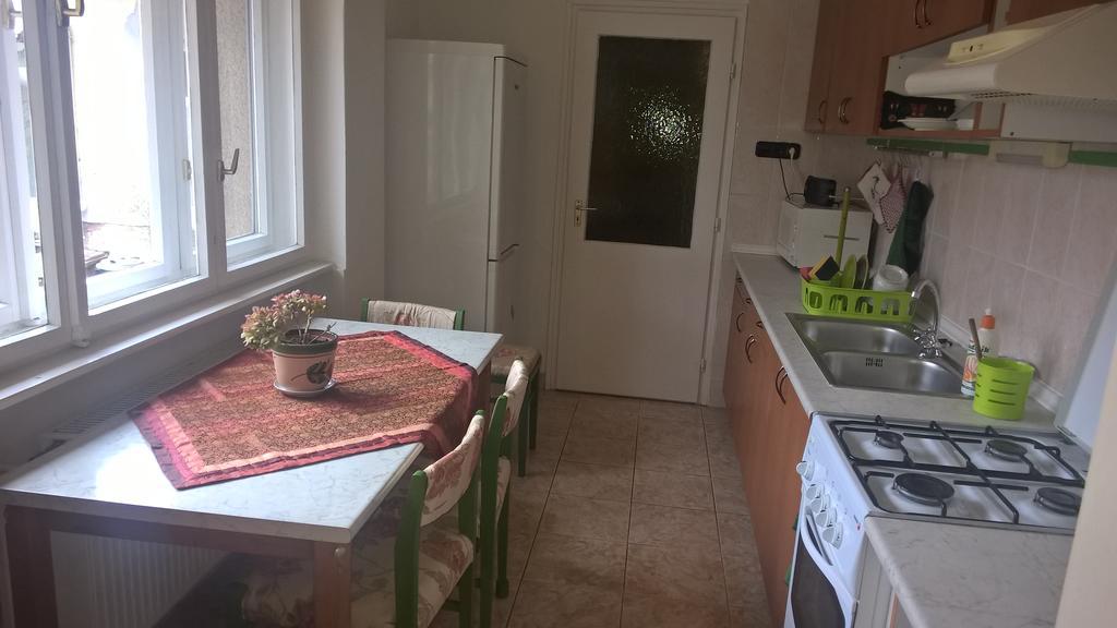 Apartman Lux Szeged Phòng bức ảnh