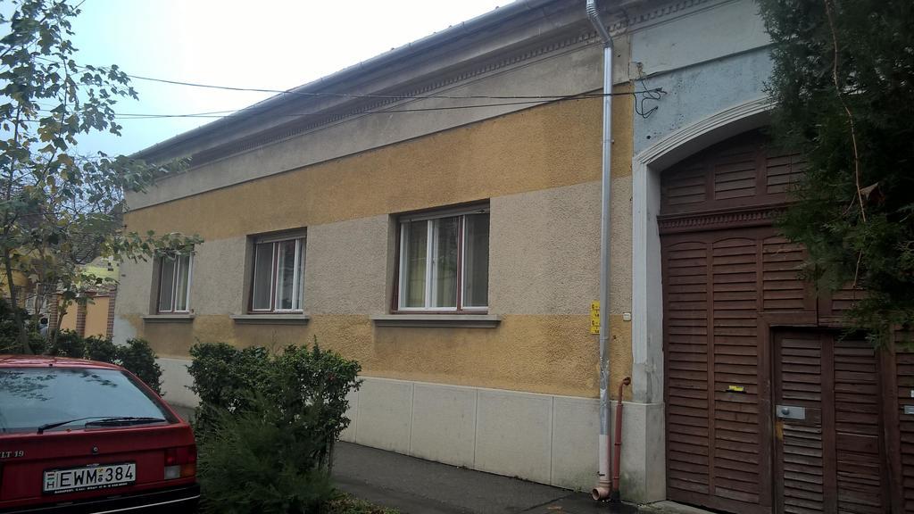 Apartman Lux Szeged Ngoại thất bức ảnh